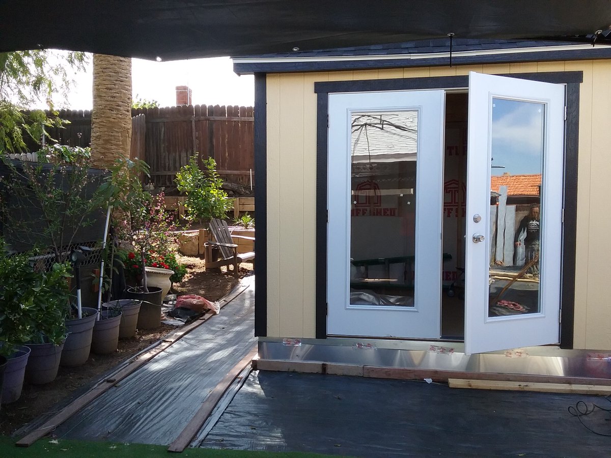 Brenda==WHO'S DOG IS THIS? I FOUND HER 2.4.2024 tweet media