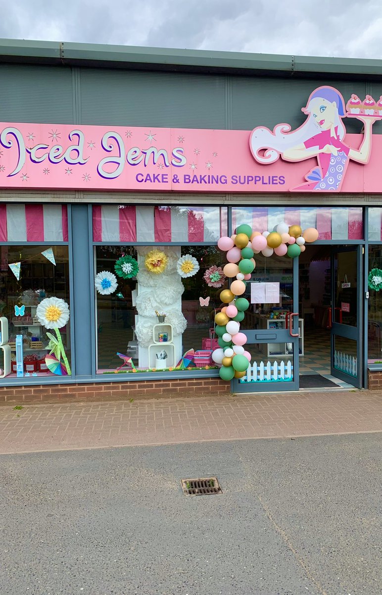 We have new opening hours! icedjemsshop.com/our-store/