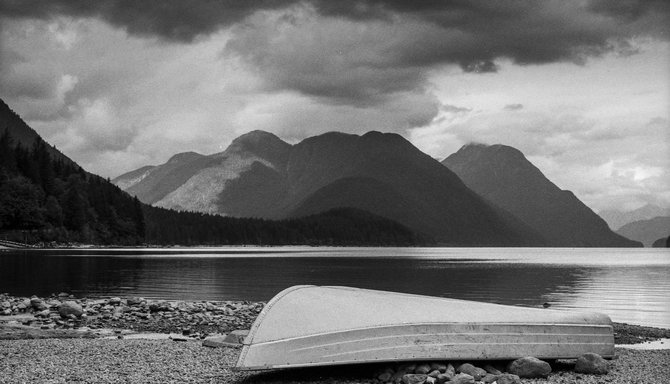 This 16km long lake in metropolitan Vancouver is the perfect beach getaway from the city, but it might surprise some that 100 years ago it was only about 1/8 of this size.

Learn about the surprising history of Alouette Lake in our blog post: citydays.com/places/alouett…

#Vancouver