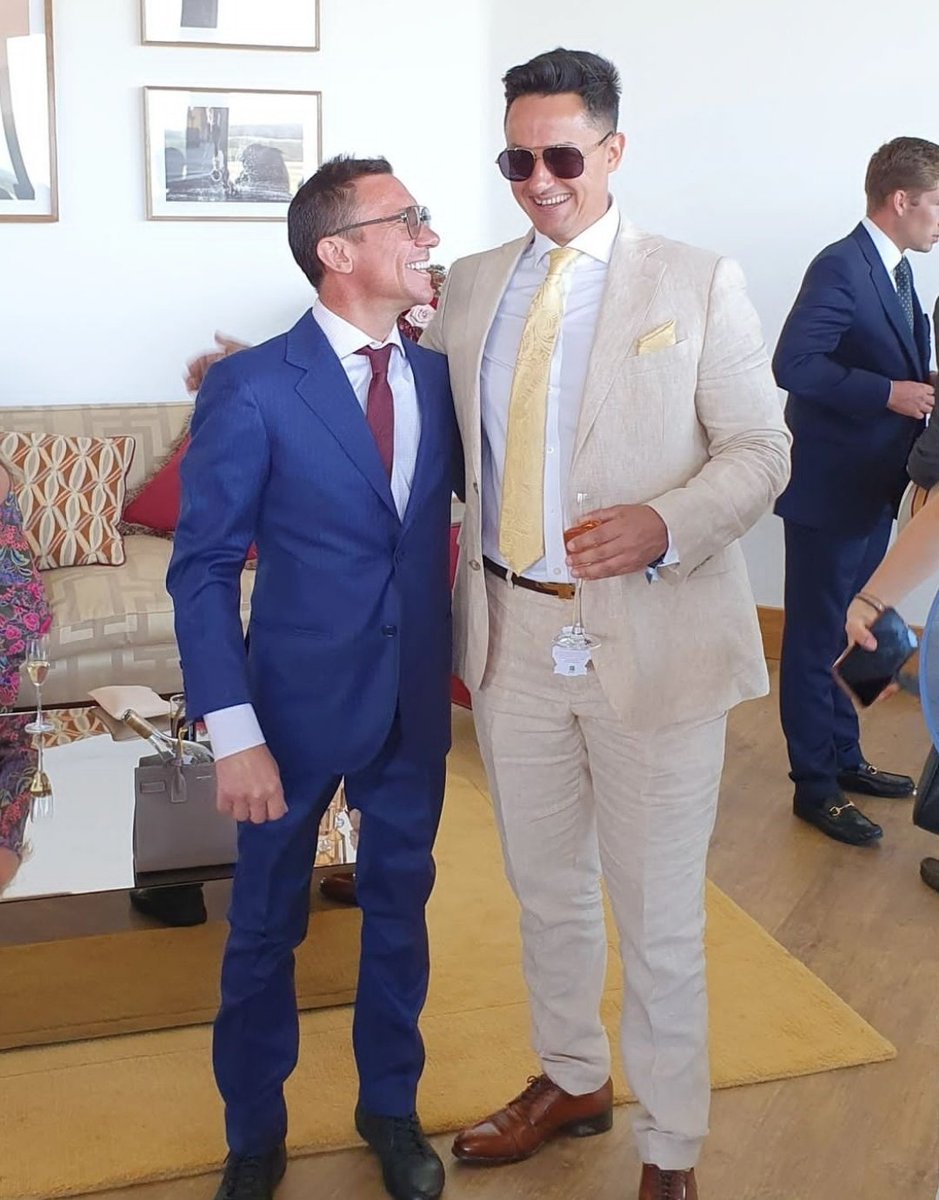 💷 If FRANKIE DETTORI Rides a Double for team Gosden at Newmarket today, I'll give £100 CASH to one of you Lucky People!! 🥇 

To Enter: 👇

1️⃣ RT this Tweet
2️⃣ Follow <a href="/racingblogger/">Stephen R Power</a>

🚨 instagram.com/racingblogger

#win #Horseracing #arsenal 🏇