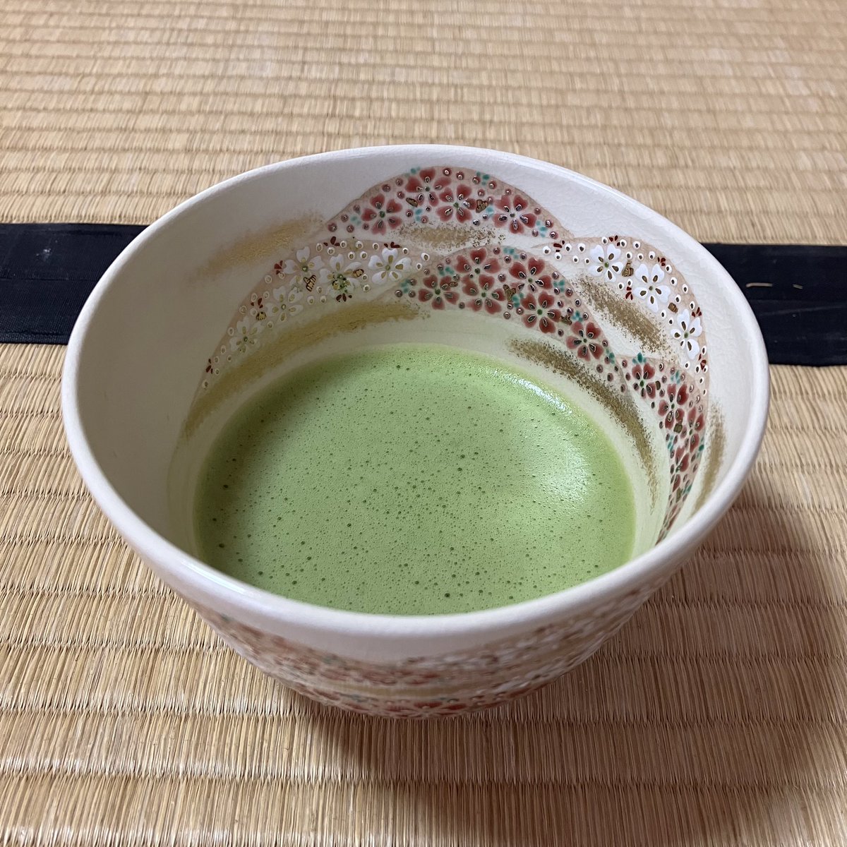 urasenkegwc's tweet image. ごきげんよう🌸
学習院女子大学裏千家茶道部です。
本日は部活見学に2名の方がいらしてくださいました☺
裏千家茶道部では現在部員を大募集しています！
少しでも気になる方はお気軽にDMまでお問い合わせくださいませ…！
#春からgwc
#春から学習院女子