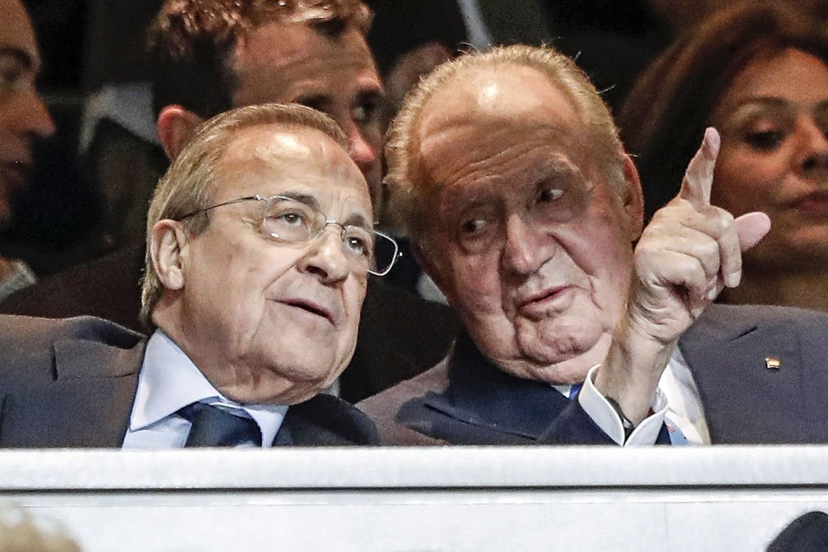 FonsiLoaiza's tweet photo. Hoy, el ladrón de Juan Carlos I viaja a Londres para acudir al palco en el Chelsea - Real Madrid invitado por Florentino Pérez. Ambos participaron en el contrato del siglo con comisiones del AVE a la Meca. Nos mean en la cara. Los intocables del régimen. https://t.co/b3Rls2BMMG