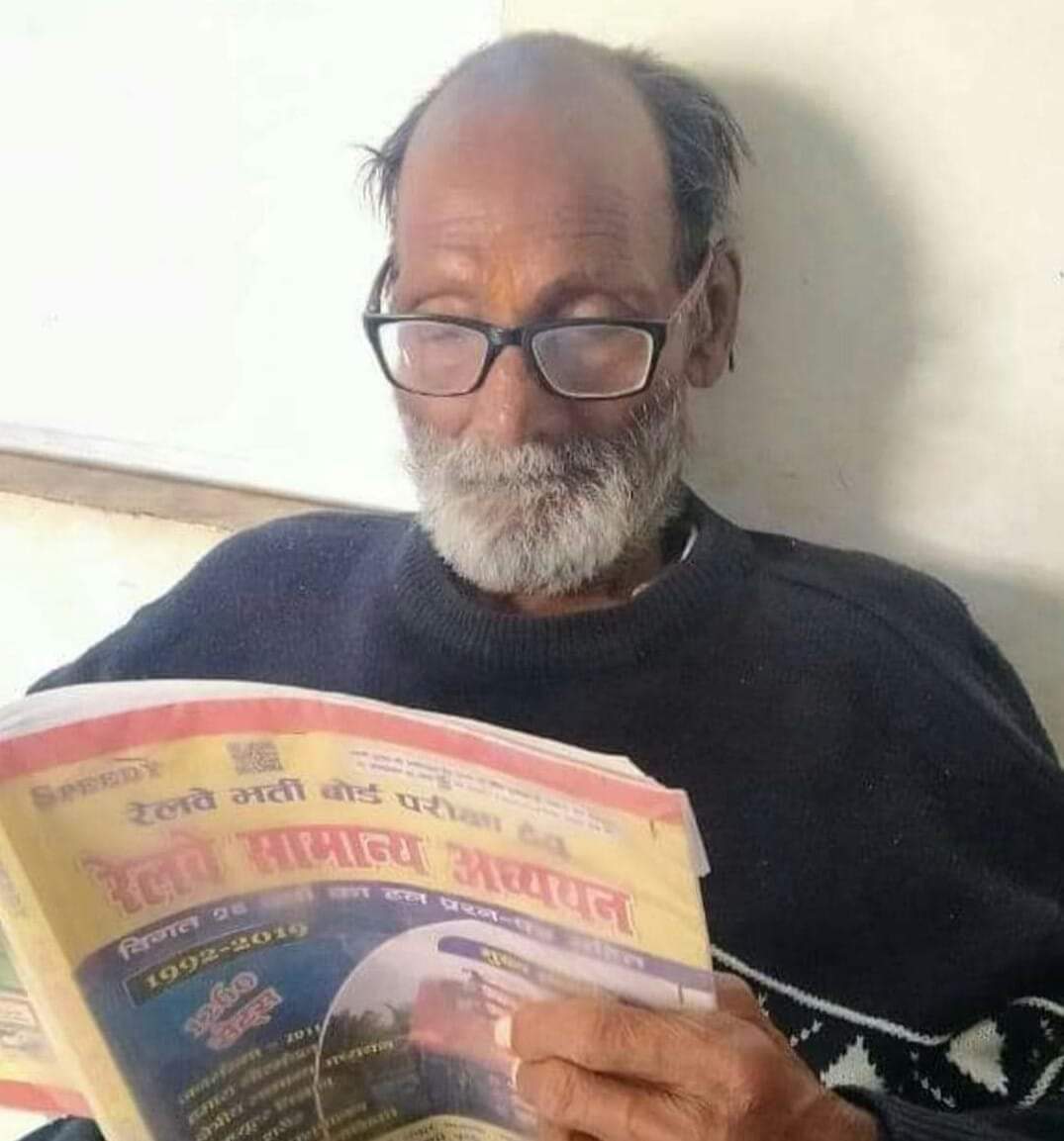Indraje27504526's tweet photo. #RailwayNewBhartiDo BJP i.t. cell in active mode hmare trending hash tag #RailwayNewBhartiDo Ko trending se hata dya gya hai ,choro ki hai ye sarkar Modi ji ki BJP party @PMOIndia @RailMinIndia @RahulGandhi @IYC @thewire_in @newstakofficial no vacancy no vote https://t.co/Im7EkcOT27