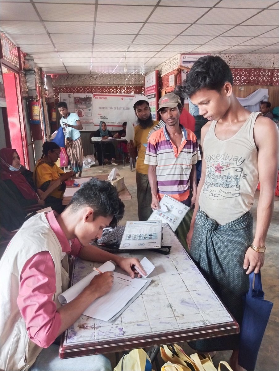 HamidKysar's tweet photo. Finally #YASID emergency response program to the fire impacted #Rohingya families ended yesterday completing 2nd round of the distribution at camp 11.
Thank you so much our respective donors for your generosity , the team of YASID for your excellent leadership. https://t.co/9uQLhjIk2W
