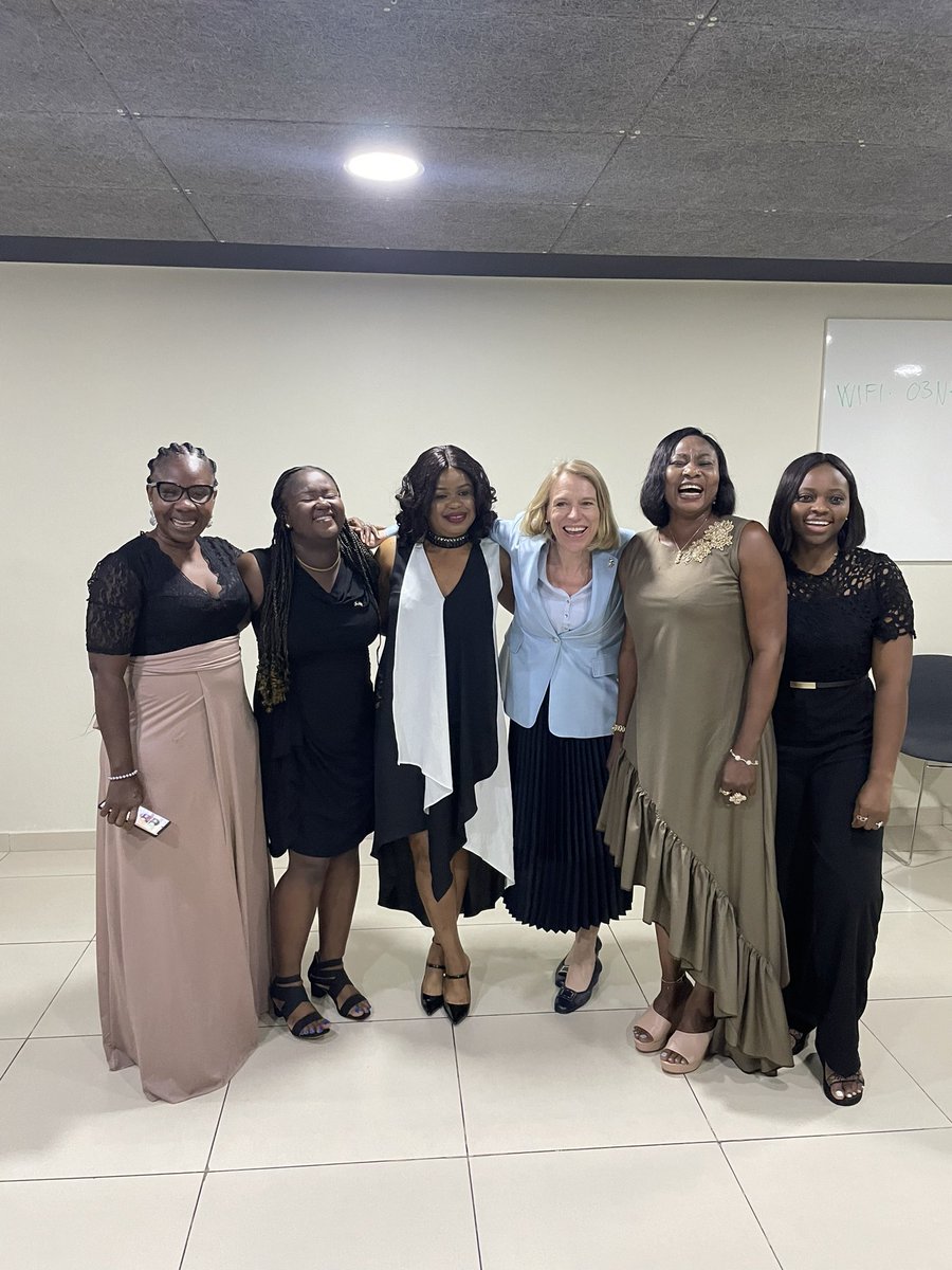 Rosather_'s tweet photo. Fantastic days in Lagos! Proud to be part of the team that welcomed the Norwegian Minister of Foreign Affairs, Anniken Huitfeldt and her delegation here in Nigeria! Fantastic to show them beautiful Lagos and all the beautiful people of this country! 🇳🇬🇳🇴 Memories for life! 🙌🏻 https://t.co/o9KdczEqCK