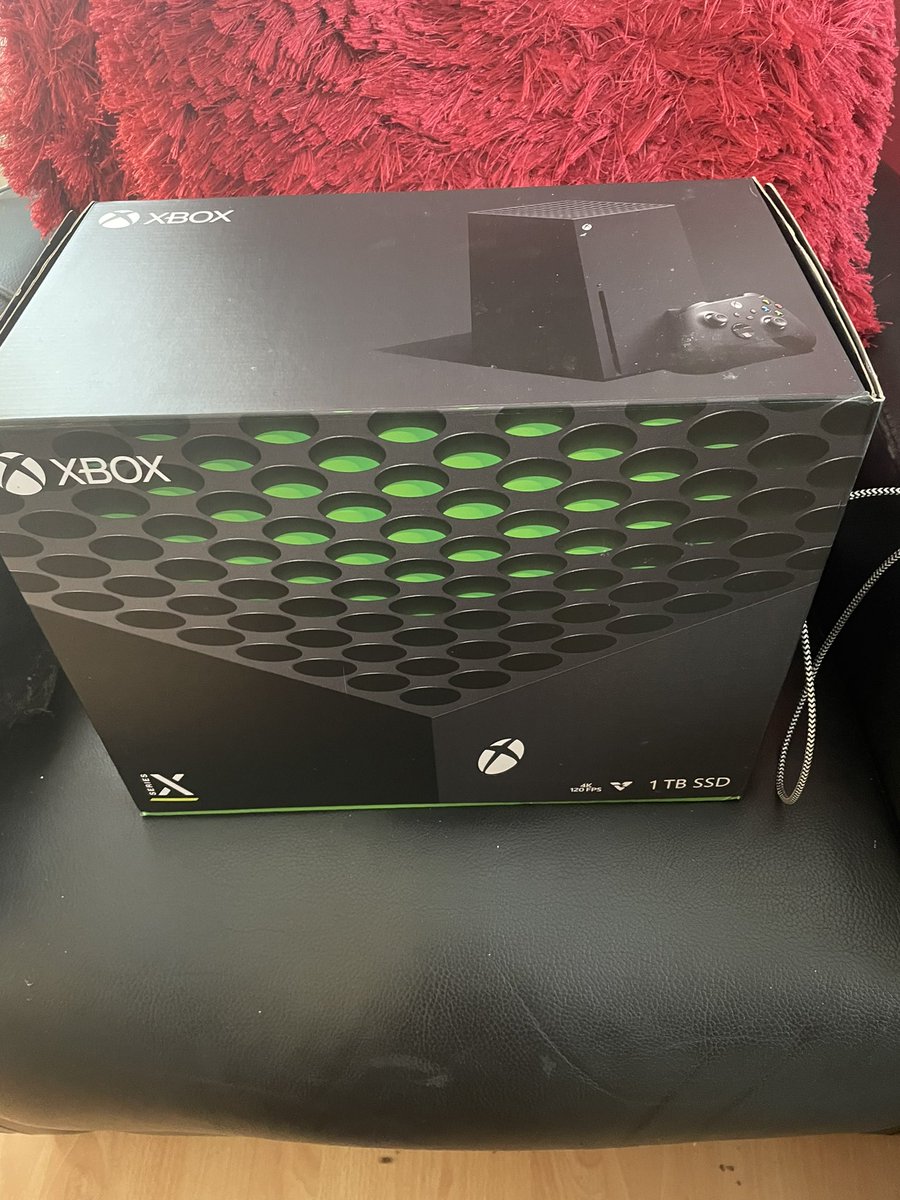 I guess it arrived today.. 😎🙏
#XboxSeriesX #xboxgaming