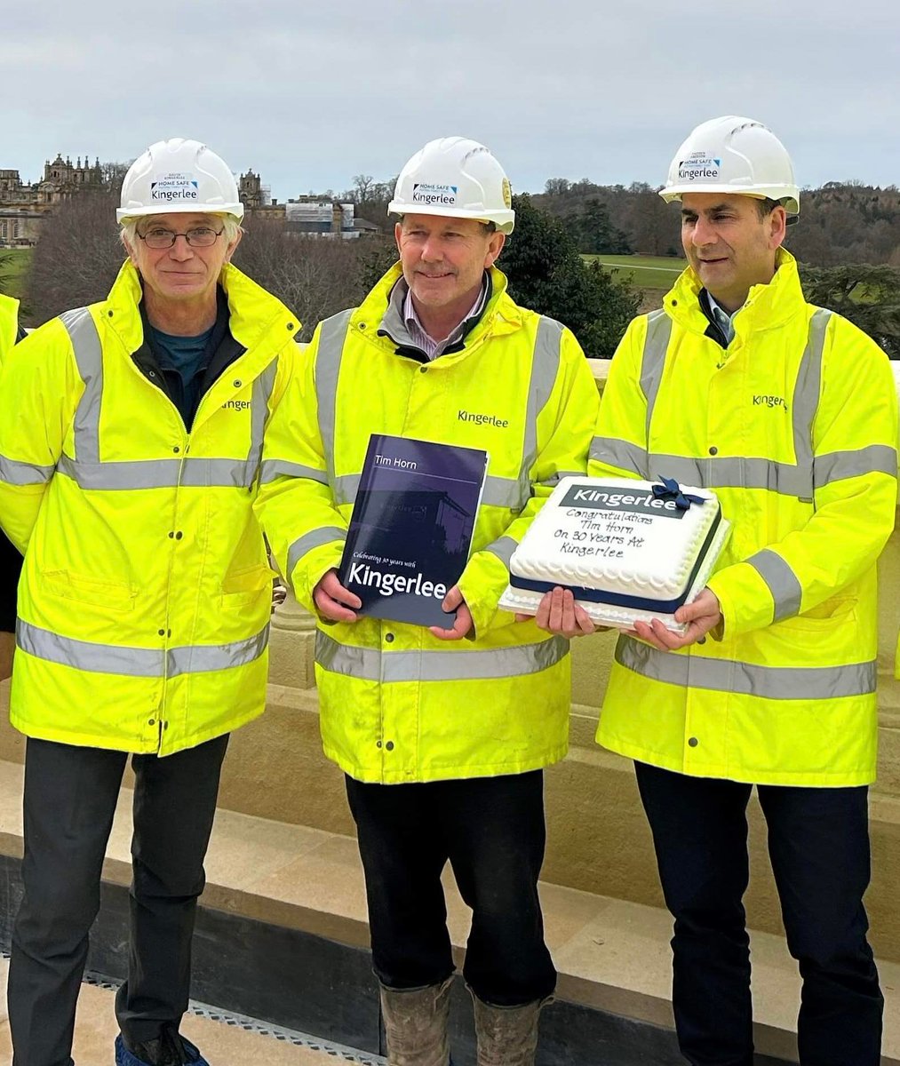 Recently we celebrated some amazing employee milestones!🎉 Sid and Malcolm Haines celebrated 20 years with Kingerlee and Tim Horn celebrated 30 years with Kingerlee. Congratulations to Tim, Sid and Malcolm, we commend you for your hard work and commitment. #longserviceawards