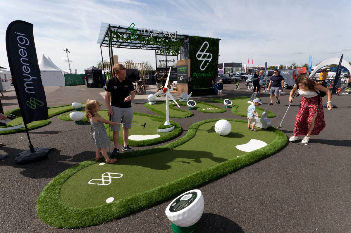 Minigolf35 tweet media