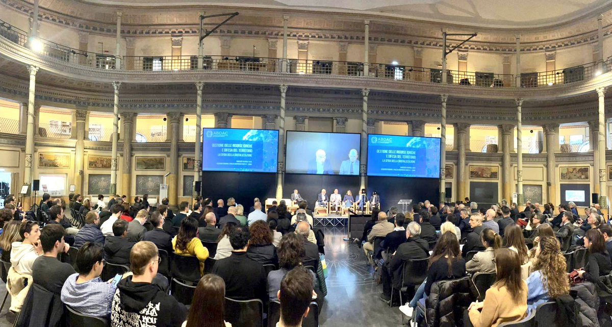 maurotelli tweet media