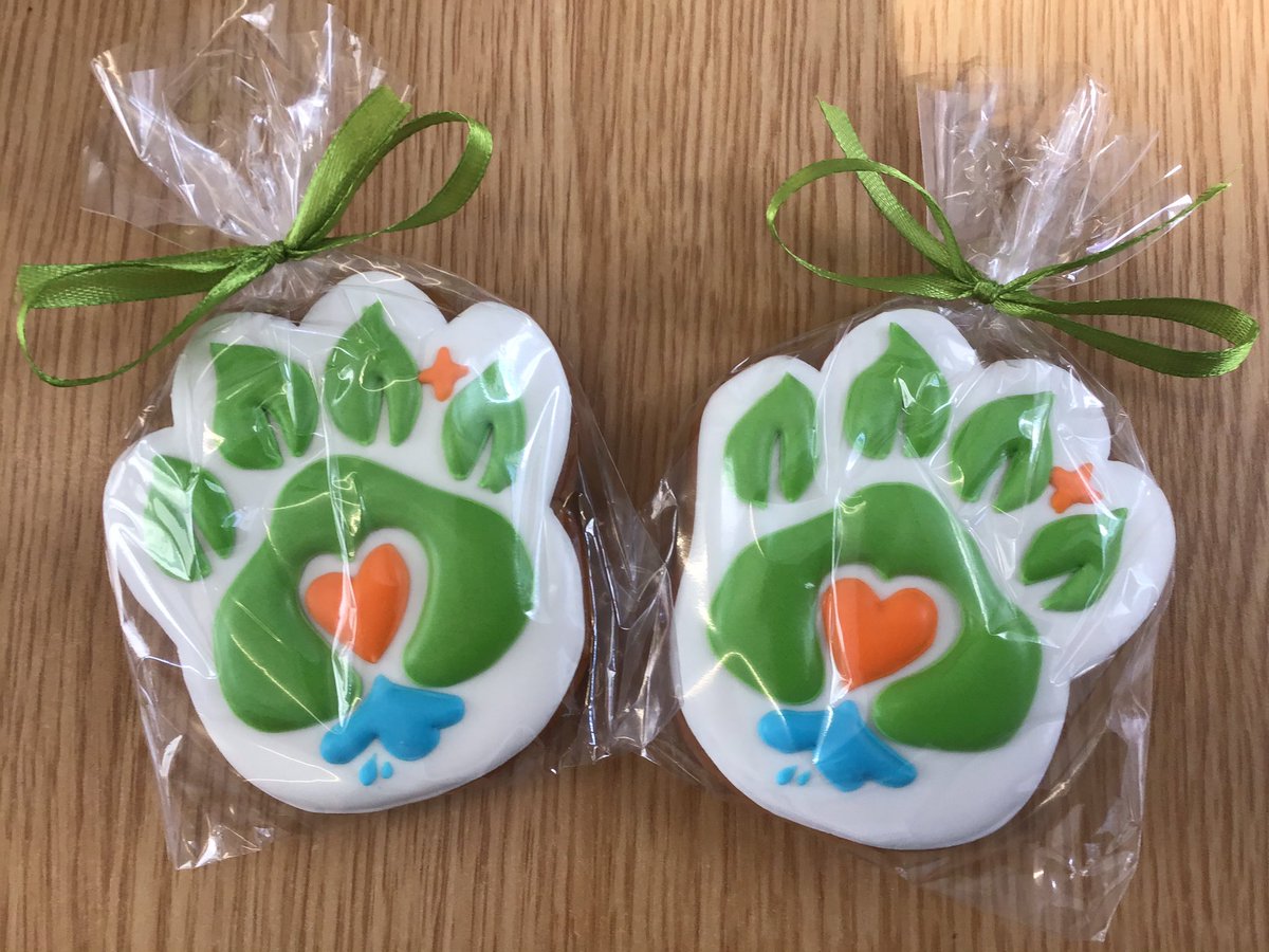 How lovely to have been given specially made Northleigh biscuits by one of our families! They are so lovely, we don’t want to eat them. #family #bravestrongfearless