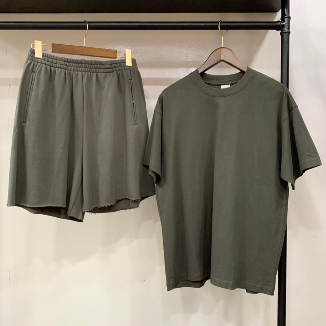 Hypestrikeng's tweet photo. This colour looks good on you! Yes I'm talking to you!!!
Tee shirt: N19,000
Shorts: N20,000
#stamfordbridge #perez #donny #palmpay #smartadeyemi #suarez #teen #lagos #Starship #speedy https://t.co/W8zyEOKoaf
