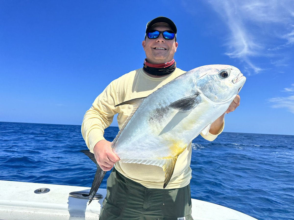 Twoconchs's tweet photo. The Blackfin Tuna and Permit were biting 💪🏼 

#twoconchs 

https://t.co/B2tZkMbnBc https://t.co/VWpxK495Mx