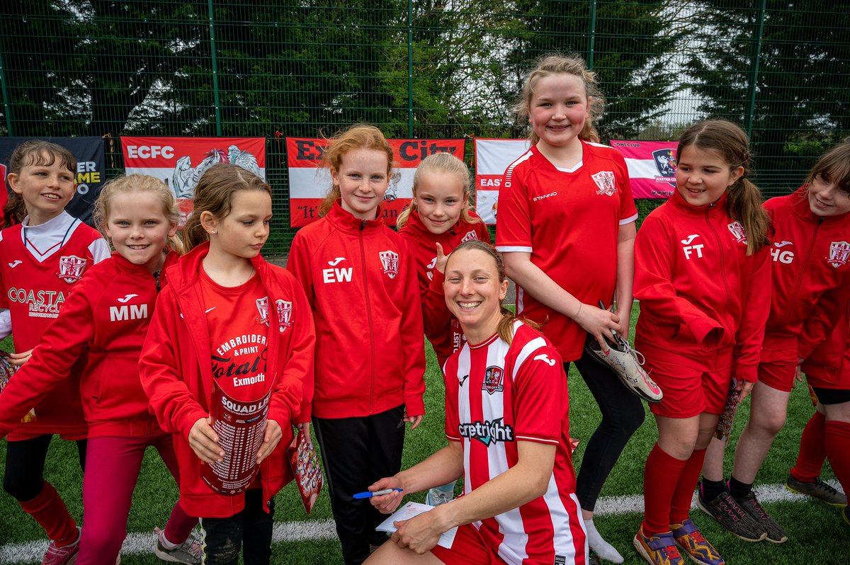 ⚽️ Matchday Mascots

We welcomed <a href="/ExmouthUtdGirls/">Exmouth United Girls Football</a> to the game on Sunday

A BIG thank you to <a href="/PaulBaker28/">Paul Baker</a> and the team who are always so supportive of <a href="/ExeterCityWFC/">Exeter City Women FC</a> 

😊 We hope you all enjoyed the afternoon 

#ECFC