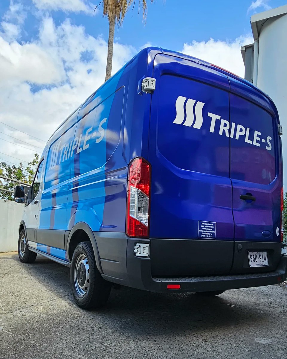 Vsualmente's tweet photo. Impresión y rotulación #partialwrap de flota #fordtransitcargo #fordf150 #fordtransitconnect en material y laminado @3mfilms para #GrupoTripleS
#puertorico🇵🇷 #carwraps #fleetwraps #ford
#transitconnect
#van
#commercialwraps #fullwrap
#vehiclewrapspecialists
#branding #tumarca https://t.co/DCQaGUbejJ