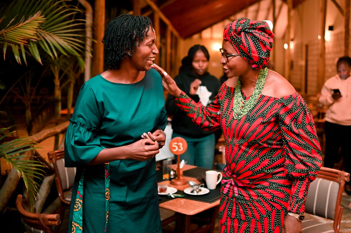 Wwangechi_leah's tweet photo. DAY 2: I'm so honoured to connect with some of the most amazing women that I know at #WROFestival .So proud of you and all the amazing work that you continue do to lift HER VOICE 🔊
#WomenVoiceLeadership
#WROFestival
#LearnGrow https://t.co/nLPZoijLmQ