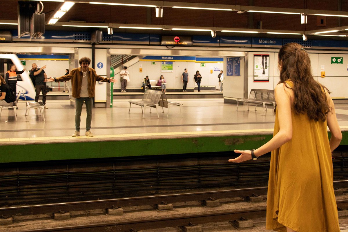 Cronoteatro, ¡por fin sin mascarilla! 

Artículo de <a href="/TribunaComplu/">Tribuna Complutense</a>
👇👇👇
tribuna.ucm.es/news/decima-ed…

<a href="/CronoTeatro/">CronoTeatro</a> <a href="/unicomplutense/">Complutense</a> <a href="/metro_madrid/">Metro de Madrid</a> 
#microteatro #Teatro