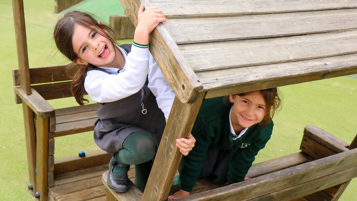 StJuliansPrim's tweet photo. People Who Make a Difference Day at the Primary Section! 🌍🙌
At #StJuliansLisbon, we believe in recognising and appreciating those who brought positive change to the world.
#StJuliansPrim #TheJoyOfLearning #Citizenship https://t.co/2stroR6VRG