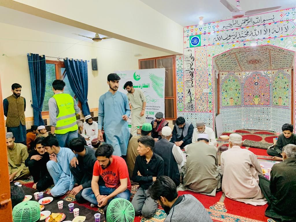 MSfoundationPK's tweet photo. Let's fill this blessed month with an abundance of happiness and Smiles !

Our MSF Team Chathian, Jhelum Valley, Azad Kashmir arranged an Iftar Dastarkhuwan.

This Activity is led by Sania Gul, Lead Chattian along with Volunteers.

اس ماہِ نور، مسکراہٹیں بھرپور ! https://t.co/Bs1RxcEia4