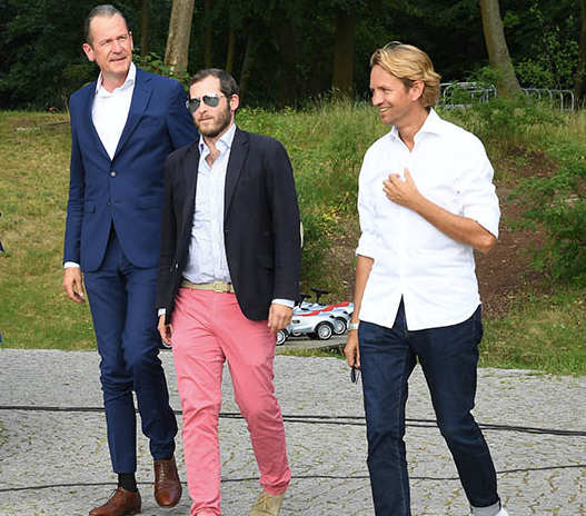 Wayne Schlegel tweet media