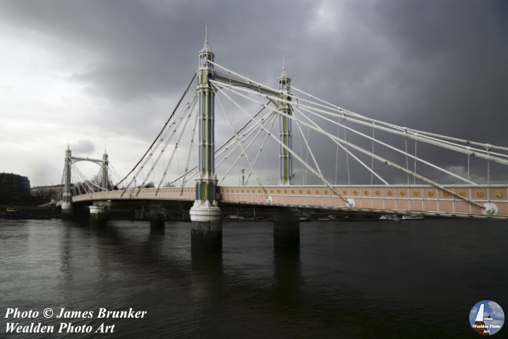 A new upload of the Albert Bridge in #London, available as #prints mouse mats #mugs here, FREE SHIPPING in UK!: lens2print.co.uk/imageview.asp?… 
#AYearForArt #BuyIntoArt #SpringForArt #bridges #suspensionbridge #riverthames #thames #londonbridges #StormHour #landmarks #moodysky