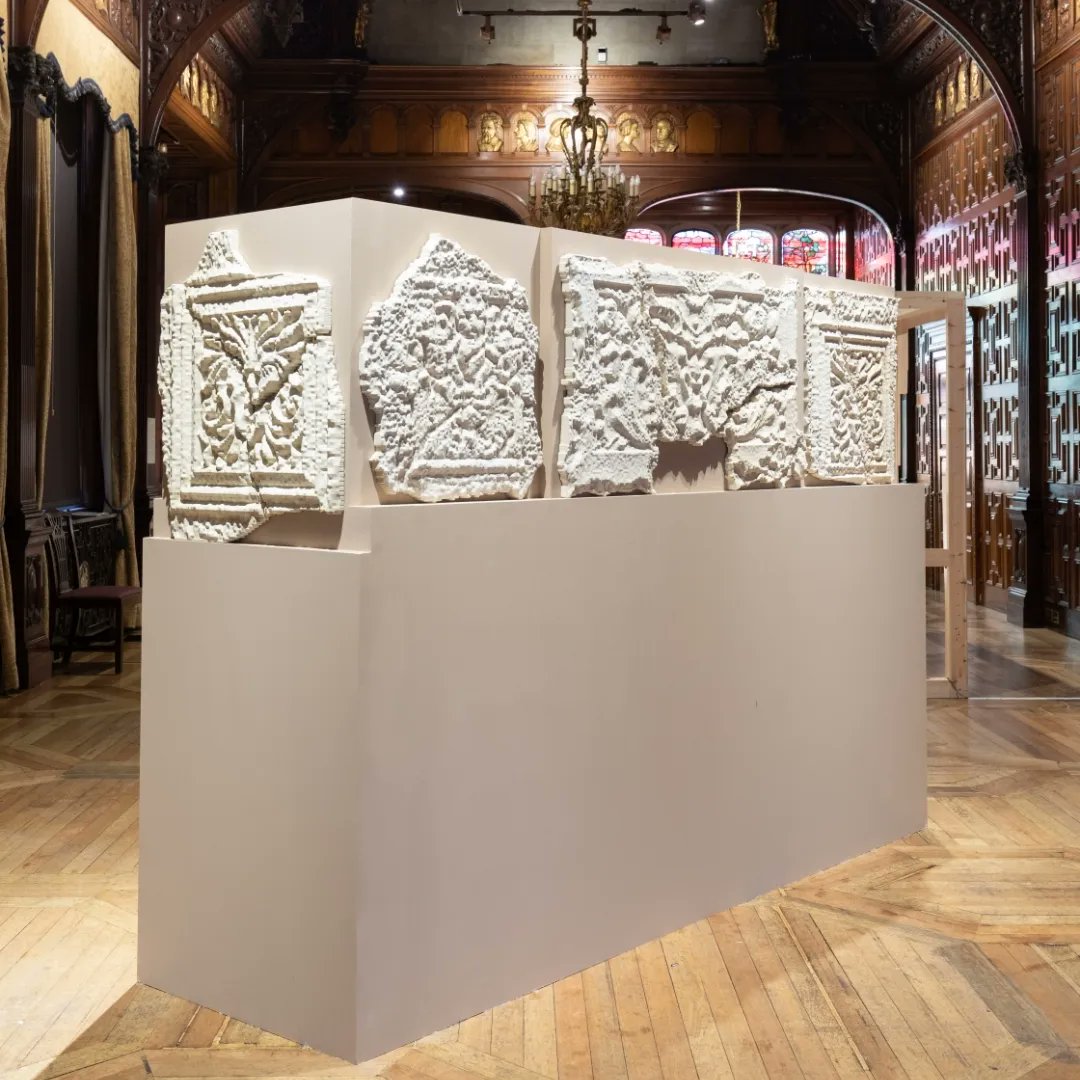 💥 Are you FOLLOWING our #CuratingTheSpace Instagram Series? Second post from recent exh 'Inside' @TwoTemplePlace Curated by #ThorpStavri <a href="/ERICWTHORP/">Eric Thorp</a> Ten contemporary artists respond to the eccentric architecture of #TwoTemplePlace READ HERE  instagram.com/p/CqnKVtuI2Kx/…