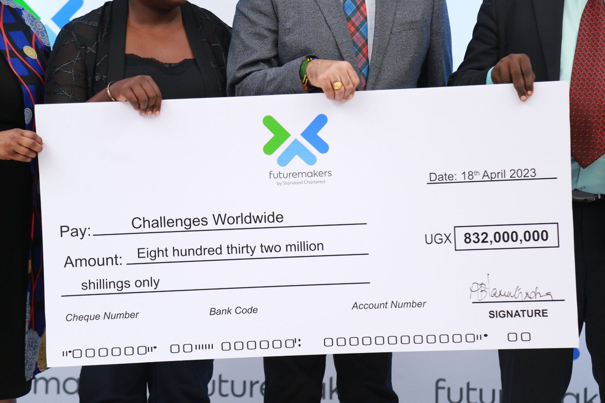 shillahshan's tweet photo. “On behalf of @GovUganda, I would like to extend our appreciation to the @StanChartUGA Foundation for investing an additional Ugx 832,000,000 in this youth programme " ~ Dr. Joshua Mutambi, Commissioner, MSMEs @mtic_uganda #YouthToWorkUg #SCFutureMakers https://t.co/1LDSa1awfH