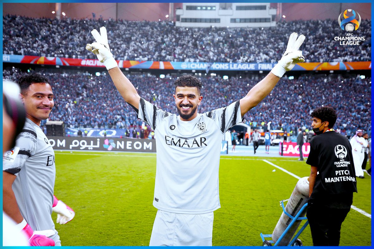 theAFCCL_ar's tweet photo. 🥈 2012 
🥈 2017
🥇 2019
🥇 2021
⏳ 2022 

🧤 عبد الله المعيوف يستعد لخوض خامس #نهائي_دوري_أبطال_آسيا في مسيرته 🤯

هل يحقق @almayuof ثالث ألقابه بقميص #الهلال؟ 👀

@Alhilal_FC https://t.co/ifPNURNg8X