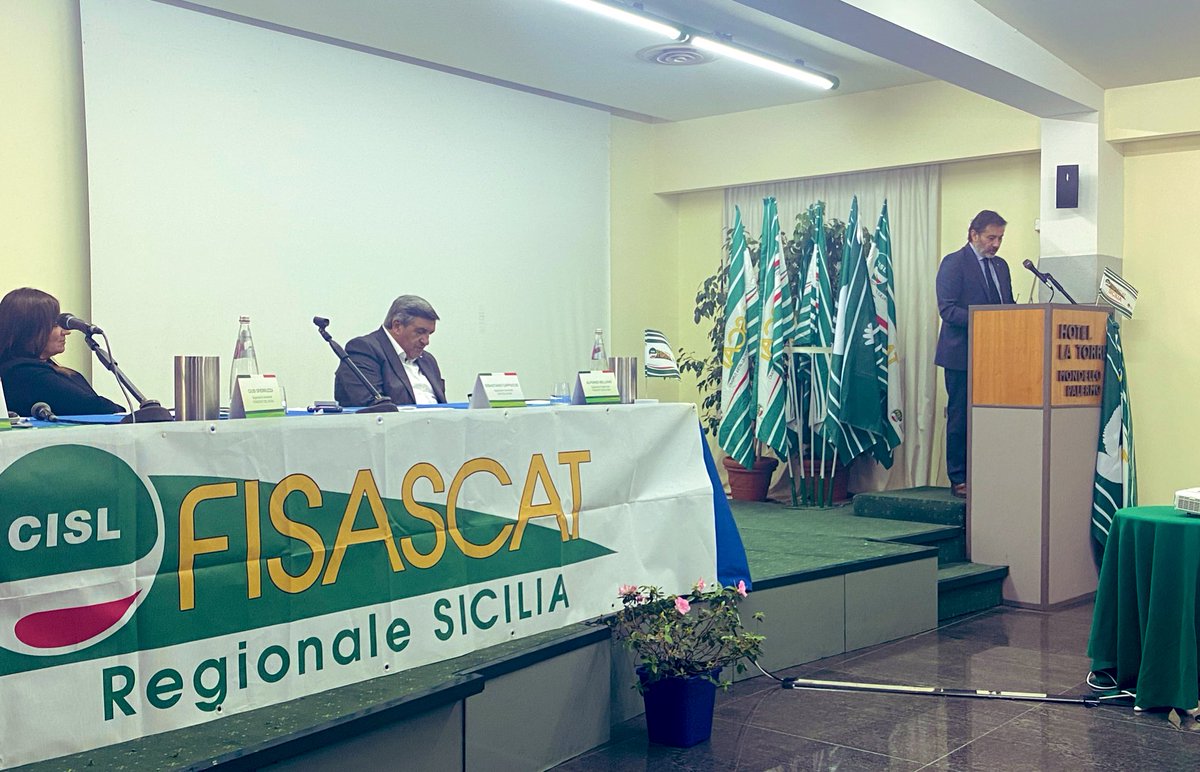 Il Segretario Generale @CislSicilia #SebastianoCappuccio conclude i lavori del #ConsiglioGenerale @FisascatSicilia 

@giusi_sferruzza @FisascatCisl73