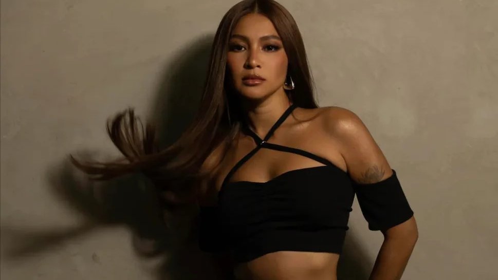 phtvandfilmupd's tweet photo. Kathryn Bernardo, Nadine Lustre, Liza Soberano, and Julia Montes are all starring in solo films with all different genres set to be released this year. https://t.co/uQpkWHeOeK