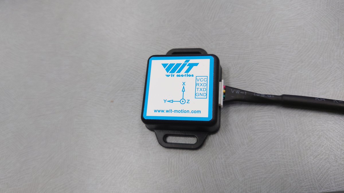 atan2sin's tweet photo. #アグリムーバ にIMU WitMotion WT901C を載せましました。
#Velodyne 、IMU、GNSS、車体がそろってちゃんと動くとよいのですが。
金曜晴れていれば屋外で実験です。
#ROS #ロボット製作 #ロボット開発 #ものづくり https://t.co/Equ4ZmAVPI