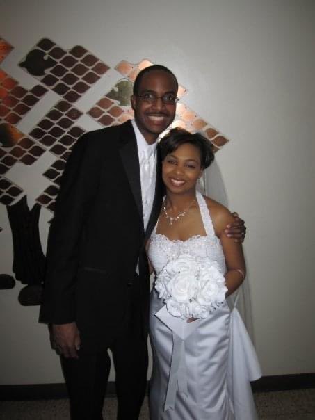WhitneyHogans's tweet photo. 4/18/09 ❤️😇 https://t.co/rT9xXVOhgC