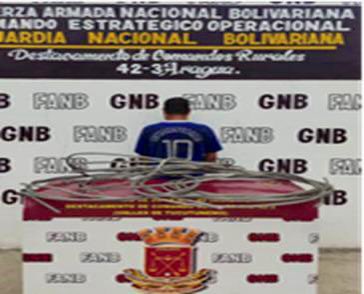 Redi_andes's tweet photo. RT || GJ @dhernandezlarez #FANB en la lucha contra los mineros urbanos ilegales que desmantelan los cascos de las ciudades en función de su beneficio personal y perjudicando al colectivo, así como la estabilidad social.
#EscudoBolivariano2023
#RevoluciónÉtica https://t.co/Vlmw9B1anI