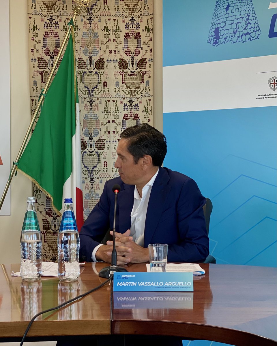 “Ospitare un evento di questa portata è motivo di orgoglio per il circolo. È una grande opportunità di vedere sui nostri campi i migliori giocatori italiani e tanti top 100, che ci faranno godere del loro #tennis di altissimo livello”. <a href="/MVassalloA/">Martín Vassallo Argüello</a>, Direttore Tecnico TC Cagliari