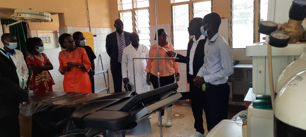 MinofHealthUG's tweet photo. The Ministry of Health team led by @JaneRuth_Aceng and @HonAnifaKawooya together with Vice President, H E @jessica_alupo are in Katakwi District to assess the districts health status and service delivery to the communities. https://t.co/dIJhNOYVF9