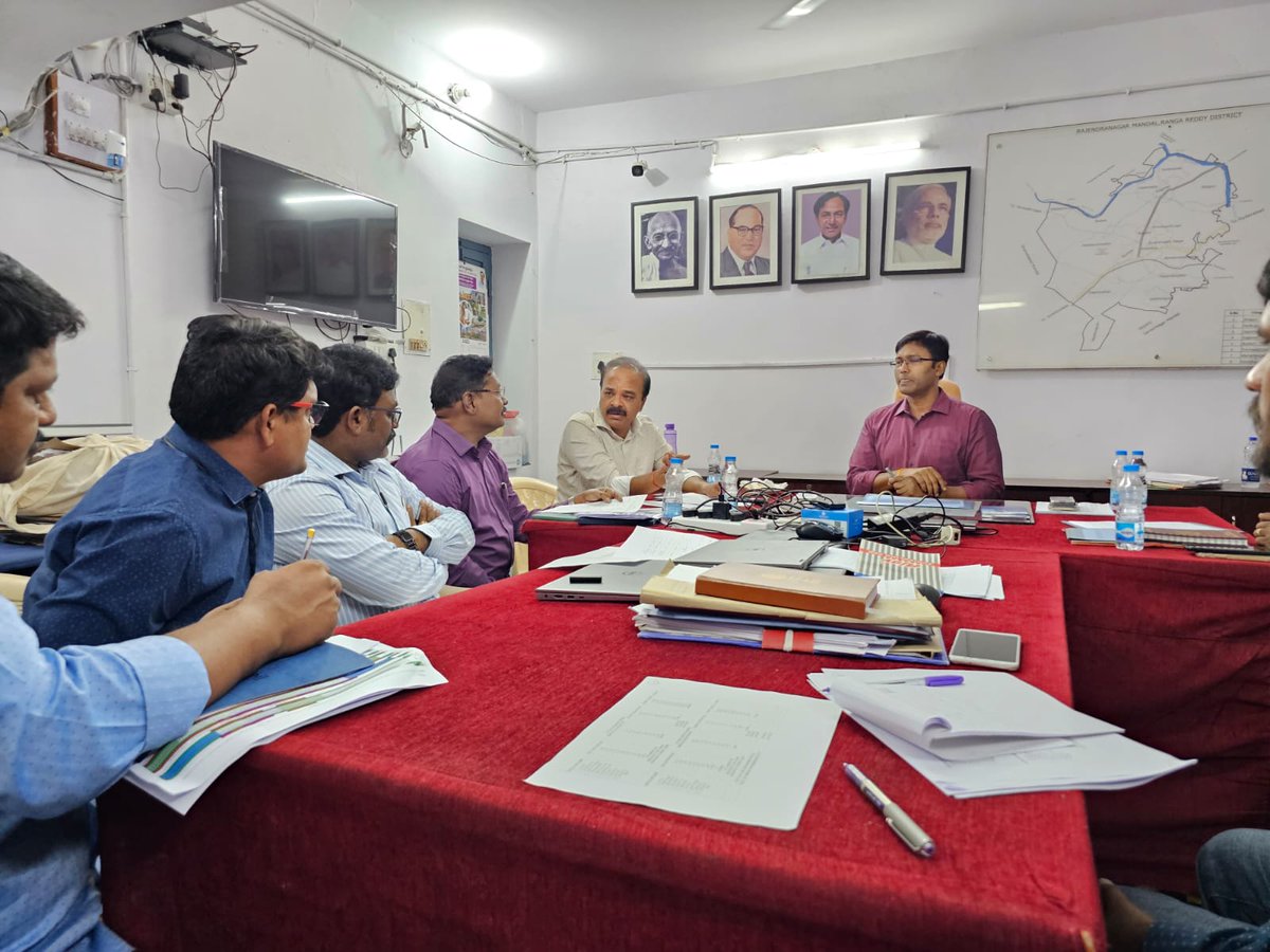 DrRanjithReddy's tweet image. Held a review meeting on the progress of the 4-lane road expansion from #AppaJunction to #Manneguda in the presence of Rangareddy District Collector Harish garu today at the Tahsildar office in #RajendraNagar today. Instructed the officials to speed up the work.

@KTRBRS