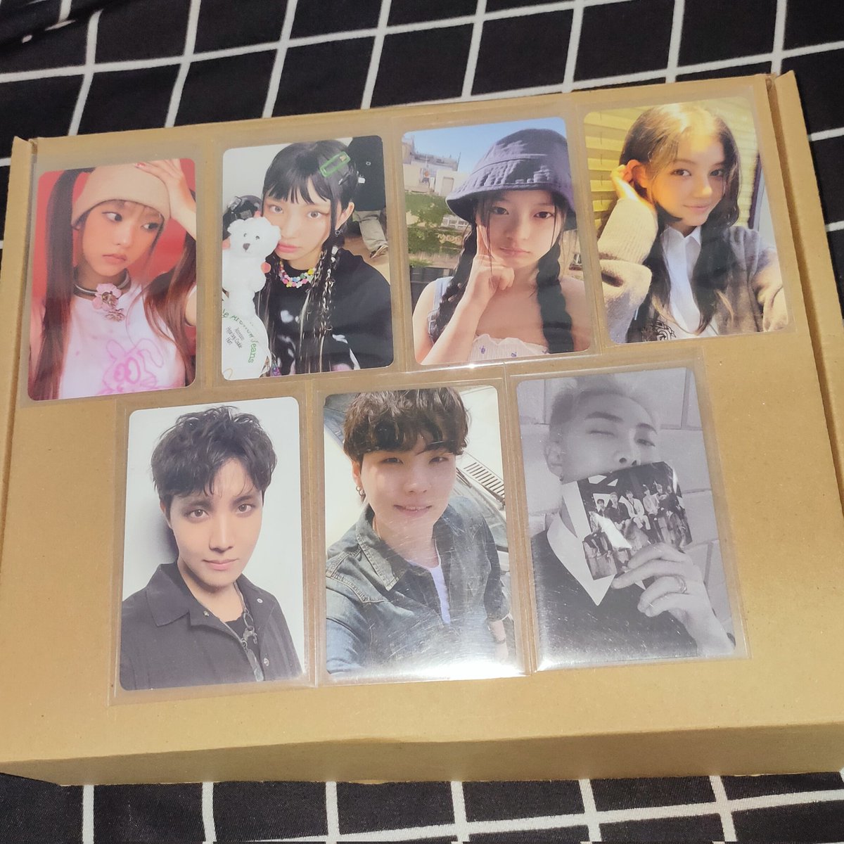 KpopCartzPH's tweet photo. wts lfb newjeans pc ph

newjeans hanni bh, hyein teddy, haerin sakit ulo, dani omg wev ver. album 

✅ SOLD AS SET ONLY
✅ mint condition
✅ fresh pulls &amp; official 
✅ COD (+3%) 

mop: gcash
mod: sco,flash, j&amp;t, and ggx 

COMMENT OR PM ME IF INTERESTED https://t.co/VJo8vkcvbb
