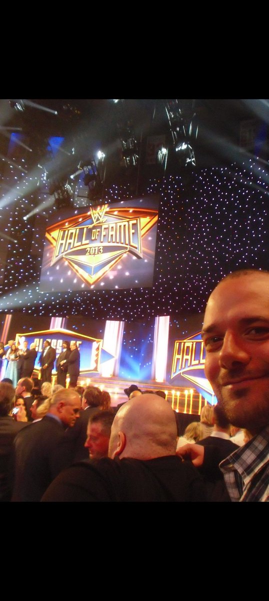 patrickppv's tweet photo. Hello @trishstratuscom you absolutly need to come on WweEuropean tour next week and specially in #WweParis next saturday because we need meet again (I was here for your Hof induction in NY:you need to came 1 time in my city😉) YOU WAS SO RIGHT last night during Raw👏 https://t.co/h5ebSoUoVU
