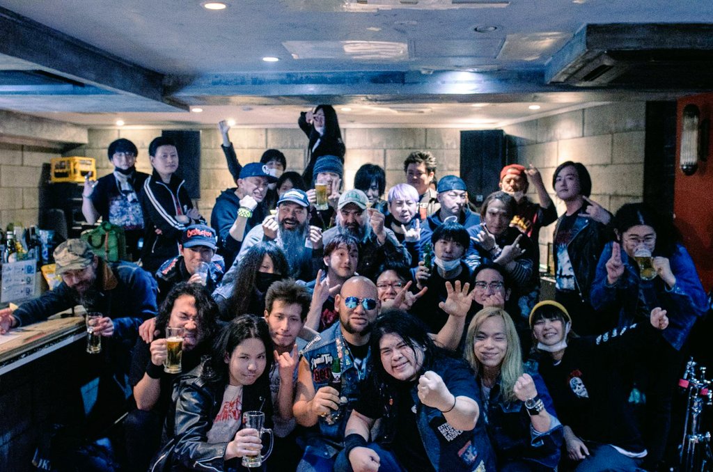 DEIDORA_THRASH's tweet photo. Thankyou soooooo much!!!!

"暴虎馮泥　第一回"
@西荻窪Pitbar

FLOATERS
CHASE THE TOP
Brutal Decay
殺戮ロボット
泥虎

photo by @dat_0k https://t.co/tX2S9Qqbg6