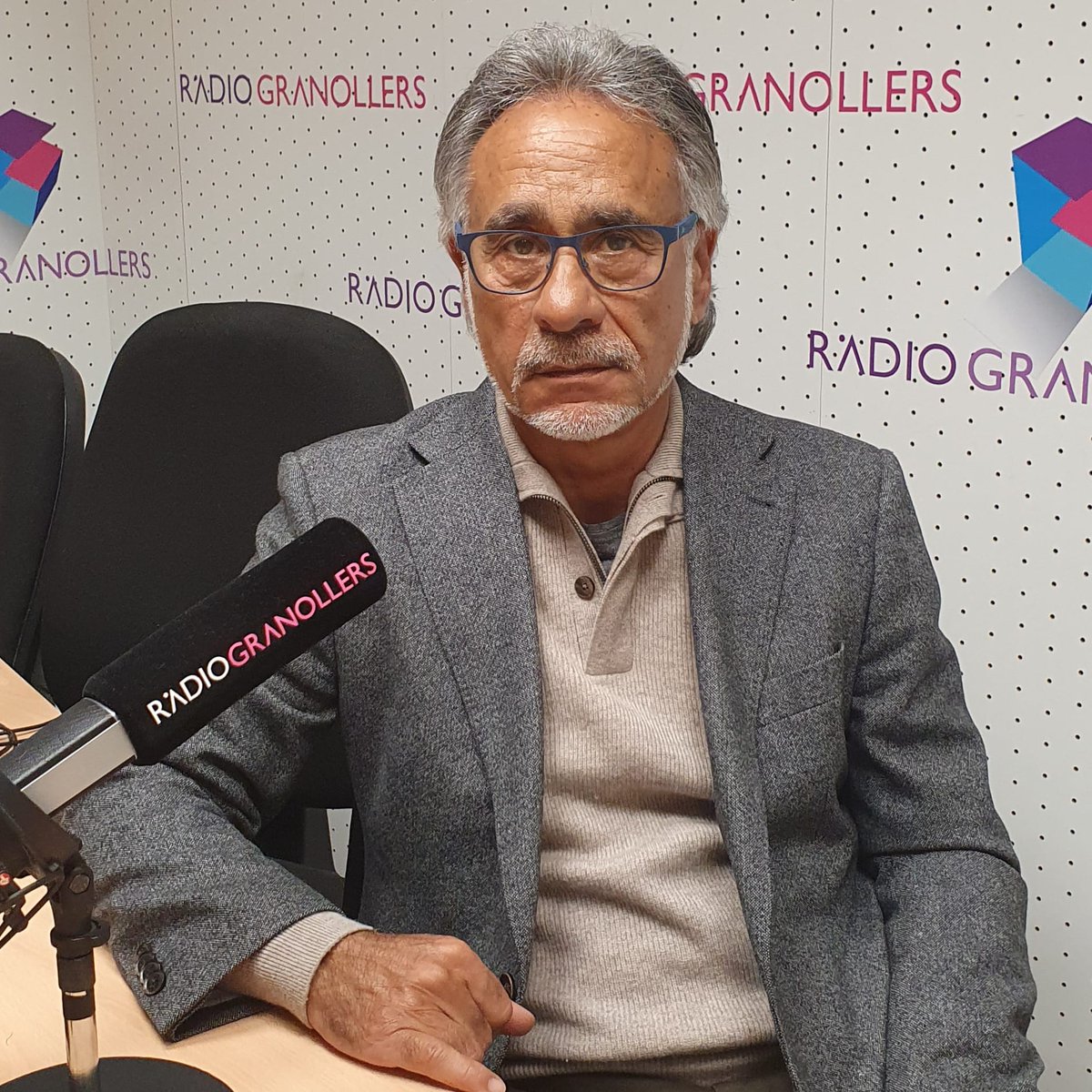 🎙Carles Gironès: “Cal que els polítics dels municipis escoltin més el teixit associatiu, treballar conjuntament amb una estratègia i marcar prioritats" a <a href="/RadioGranollers/">Ràdio Granollers</a> (min 3.24) 👇

▶radiogranollers.cat/c/les-noticies…

#eleccionsmunicipals23 #eleccions #comerç
<a href="/grup_girones/">Carles Gironès</a>