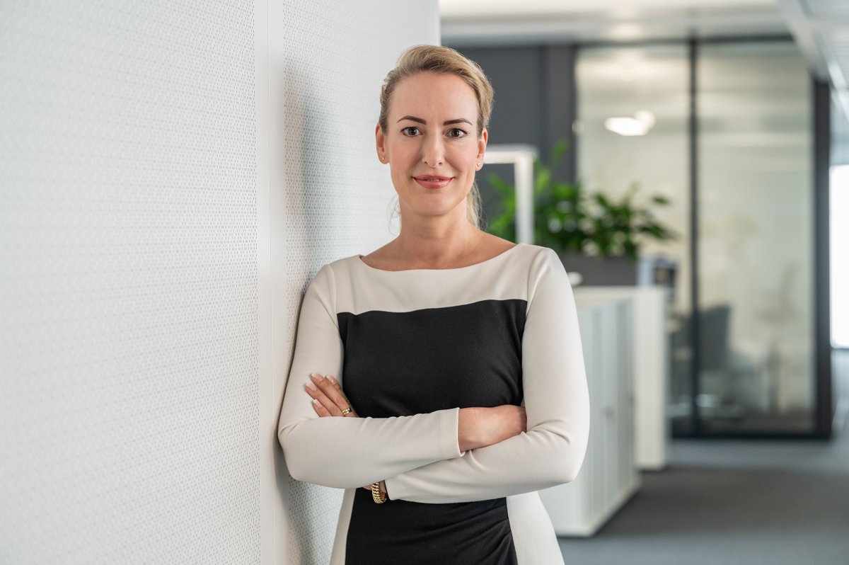 We are happy to announce that Stefanie Neumann will take over as one of two CEOs of Lufthansa Systems. In her role she will be responsible for the company’s products, customers, and markets. 
ow.ly/m3x050NLsIA
#CEO #weareintoIT #LSY #lufthansasystems