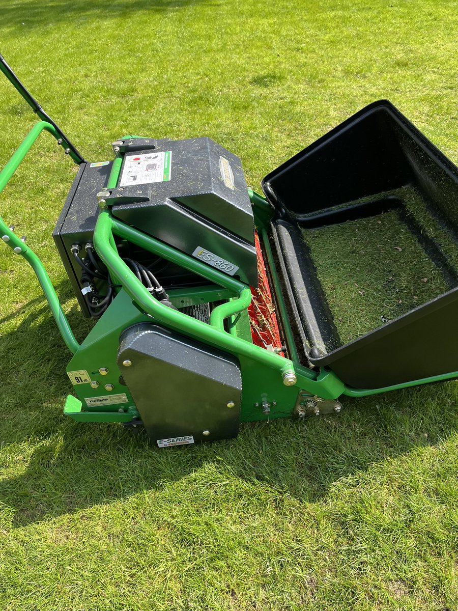 Trewithengarden's tweet photo. Spot the difference! First “run” of our new shiny @DennisMowers ES-860 cordess mower. Thank you @GaryAndrew01 for all your hard work during the winter! #mower #stipes #lawn #lawncare supplied by @DevonGardenMach https://t.co/LT61uEeIaB