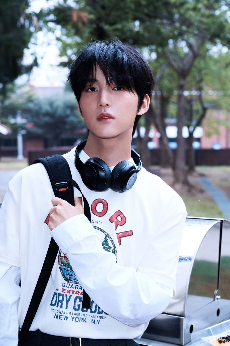 아모 tweet media