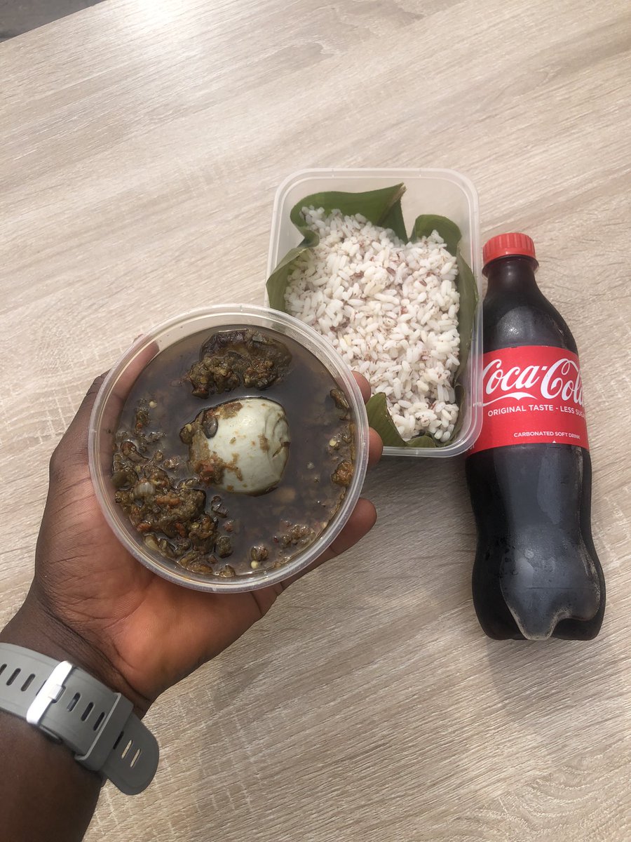 No diet whenever you come into our restaurant to order😎.

Patronize <a href="/sheduchops/">sheduchops</a> and get this yummy ofada rice and sauce.

The second frame cost 2,500 and it comes with a bottle of Coca Cola