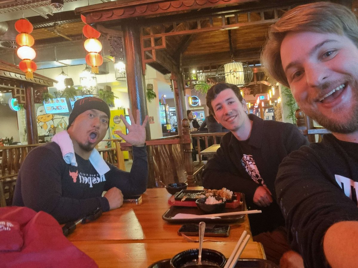 CrystalFissure tweet media