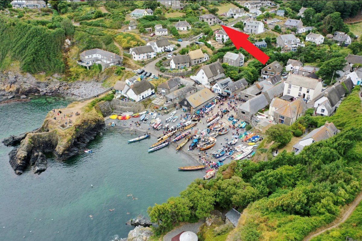 JS_Cornwall's tweet photo. From #coastalhomes to #newhomes, we have a wide selection of #Cornish #properties for sale https://t.co/DCCF95vRmh
#cornwall #cornishproperty #cornishestateagent #helston #lostwithiel #stives #truro #truro #mawnansmith #falmouth #wadebridge #sennen #penzance #jacksonstops https://t.co/xt9lKLhAu1
