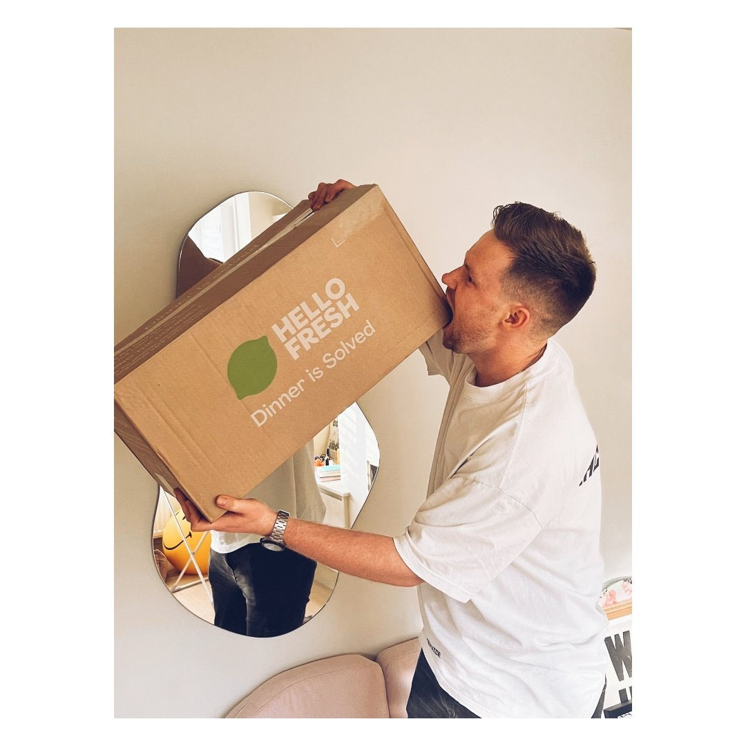 TommoMcCluskey's tweet image. The culinary Kings &amp;amp; Queens at @HelloFresh have sorted me right out with this big box of meals. 🍽️

If you wanna give it a try yourself, use code POGTOMMOAPR50 for 50% off, plus your first box ships free at strms.net/TommoHelloFres… #hellofreshpics #ad