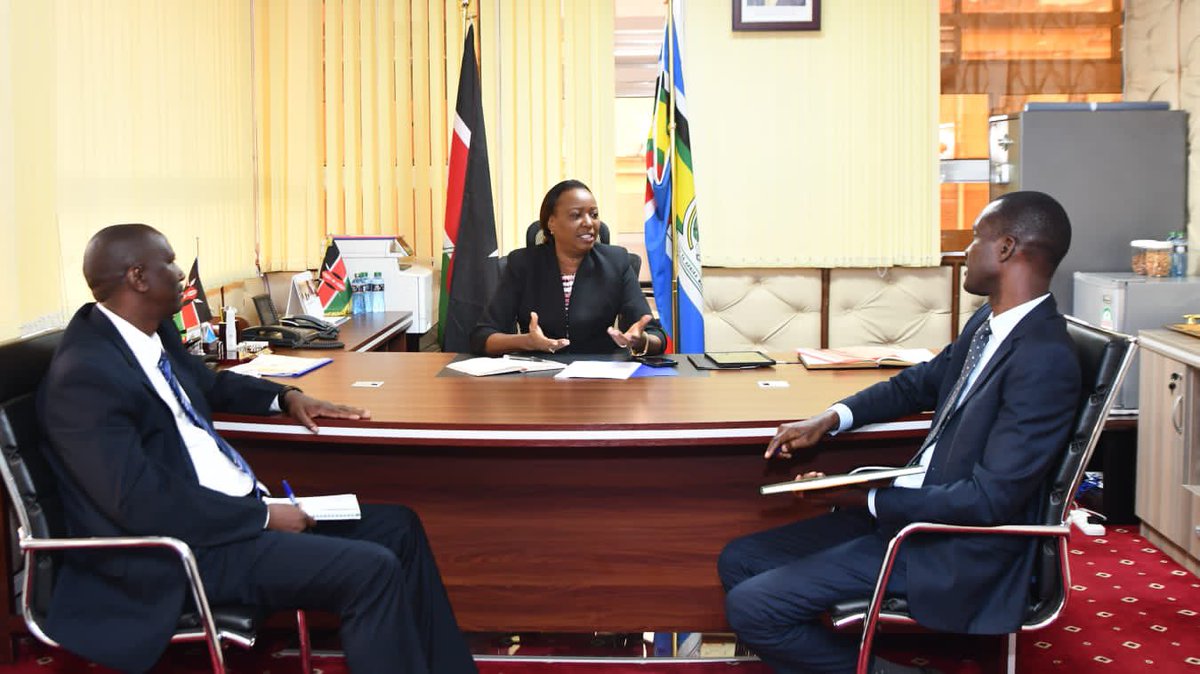 MOH_Kenya's tweet photo. Collaboration is key to achieving health goals in Kenya! PS @DrJ_Mburu and Country Director of PROPEL Kenya, Dr. David Khaoya, discussing potential areas of cooperation in the field of health. https://t.co/plL2SrNsJu