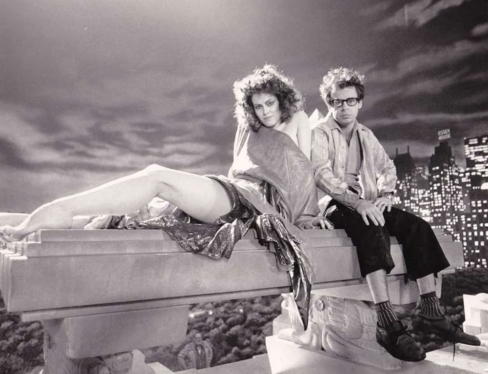 A very happy 70th birthday to Rick Moranis. Pictured here with Sigourney Weaver on the set of Ghostbusters, 1984. 