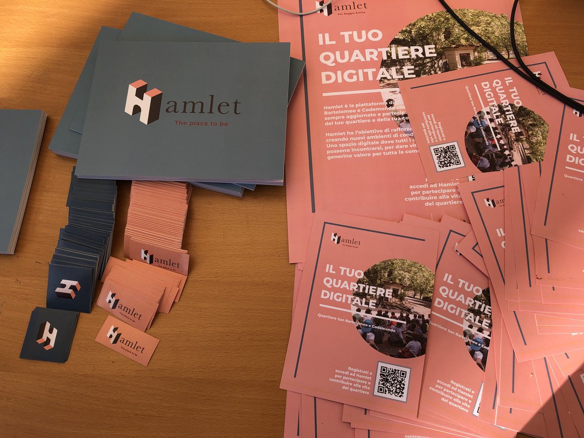 I cittadini dei quartieri di #ReggioEmilia hanno un'opportunità in più di stare vicini, discutere e progettare per migliorare il quartiere e i servizi per la comunità. È Hamlet, la piattaforma pubblica di cittadinanza digitale sviluppata da @DCE_Unimore  con @ComuneRE e <a href="/Open_Box/">Openbox</a>