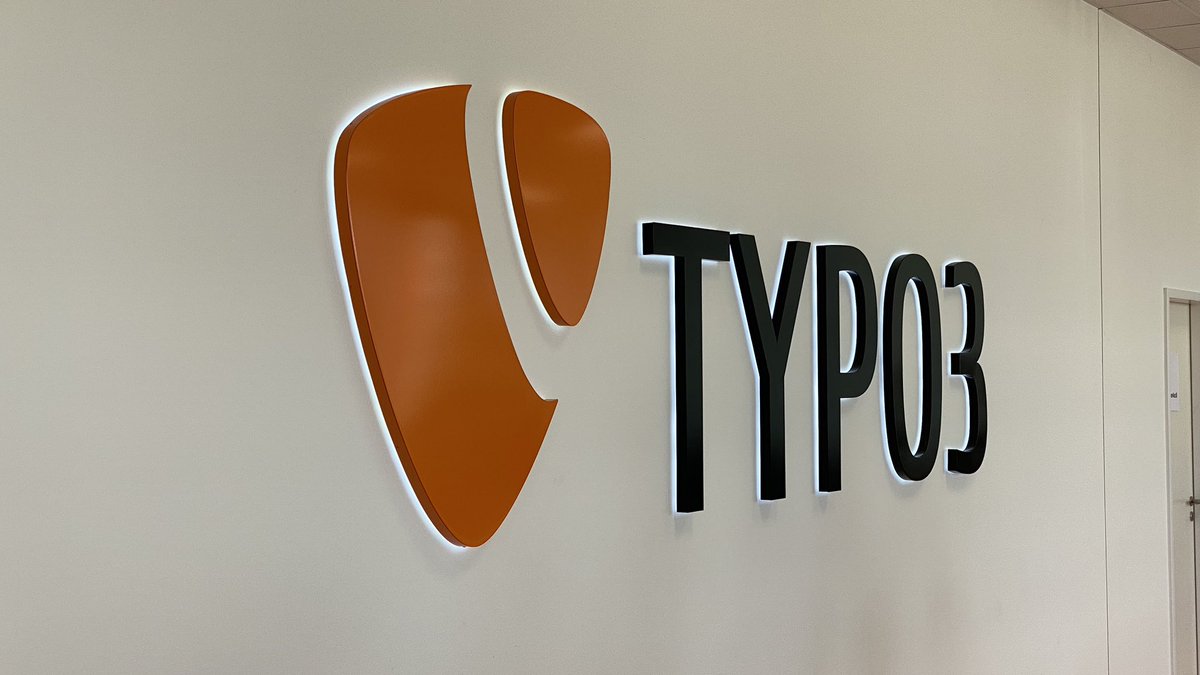 Now haapening in Düsseldorf at the office of the #TYPO3 GmbH: the general assembly of the TYPO3 association